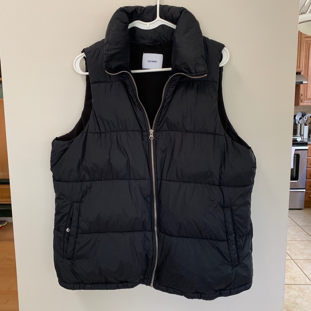 Old Navy Fleece Lined Puffer Vest